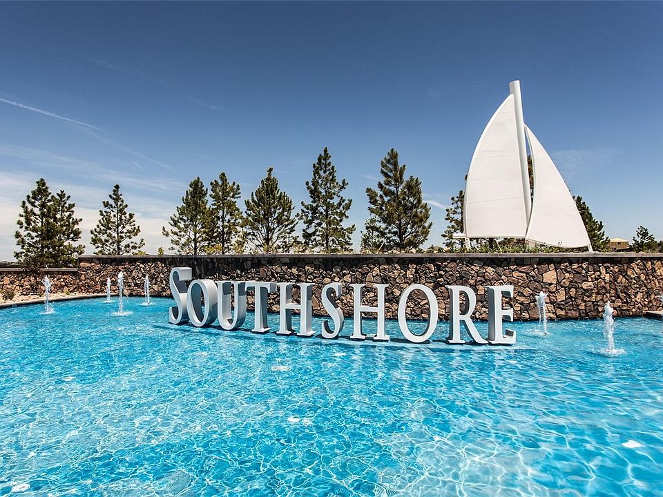 Southshore community fountain and sail sculpture in Aurora, Colorado